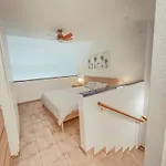 Apartment Castle Harbour, Heated Pool, Ac And Ocean View, Lc517