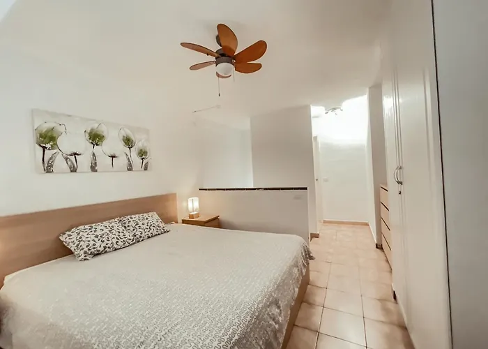 Castle Harbour, Heated Pool, Ac And Ocean View, Lc517 Los Cristianos (Tenerife)